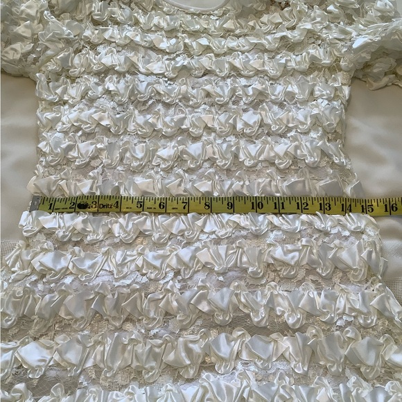 Elegant White Ruffled Dress - Picture 8 of 12